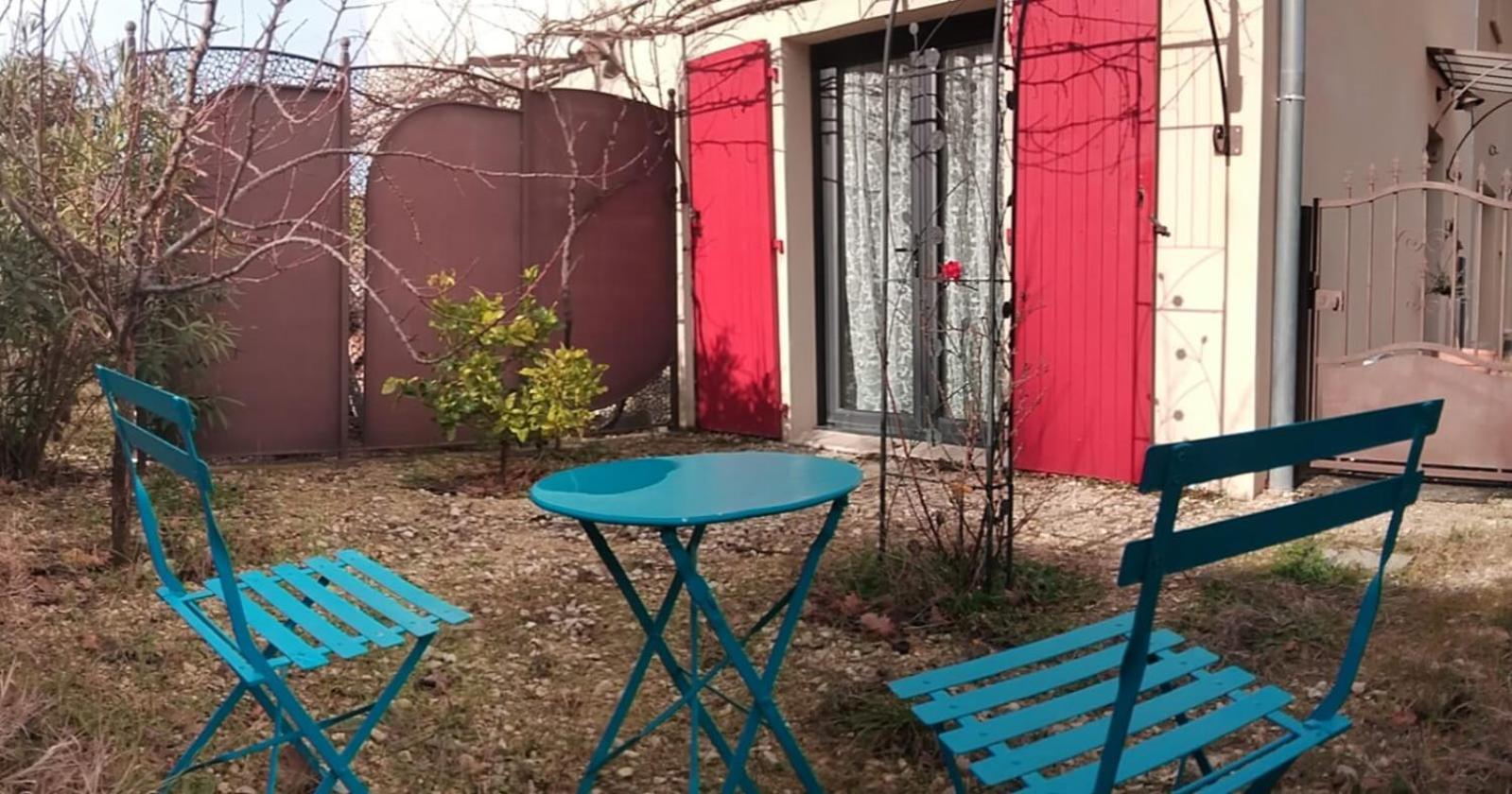 Dunloe Chambre & Terrasse Chez L'Habitant Avec Borne Recharge Electrique Chantemerle-les-Grignan Luaran gambar